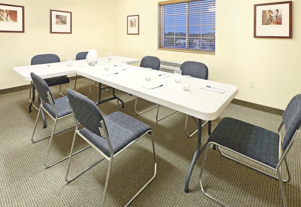 candlewood suites fayetteville by ihg