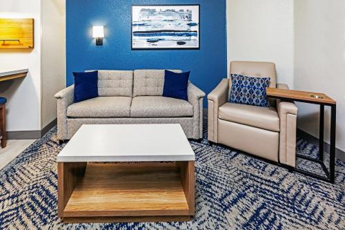 candlewood suites fayetteville by ihg