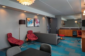 aloft rogers bentonville