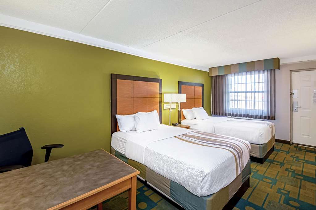 la quinta inn by wyndham amarillo mid city
