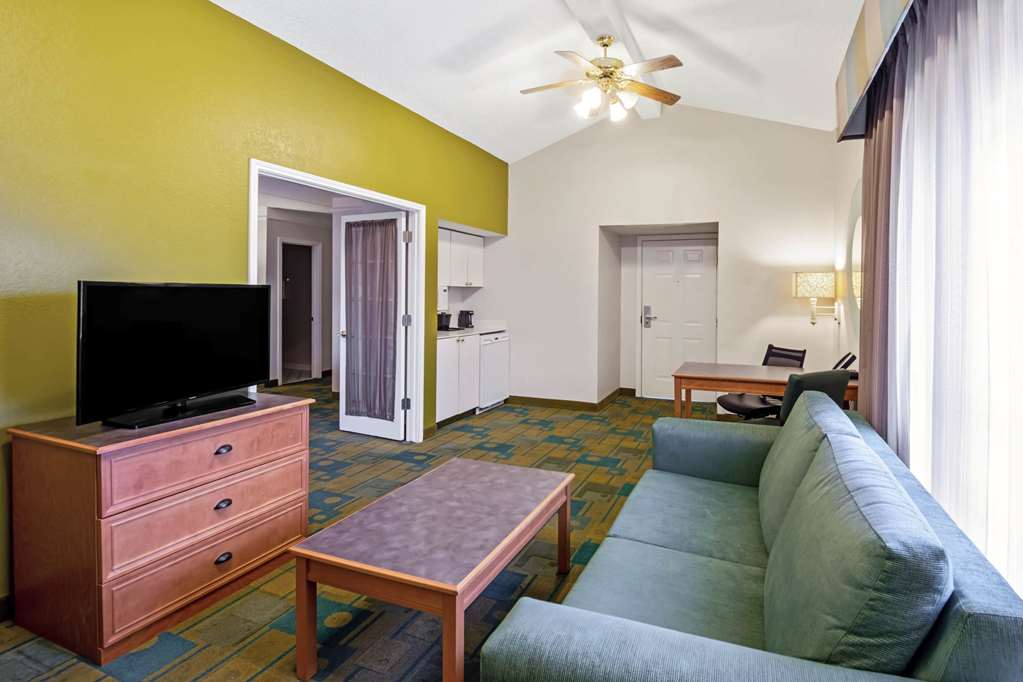 la quinta inn by wyndham amarillo mid city