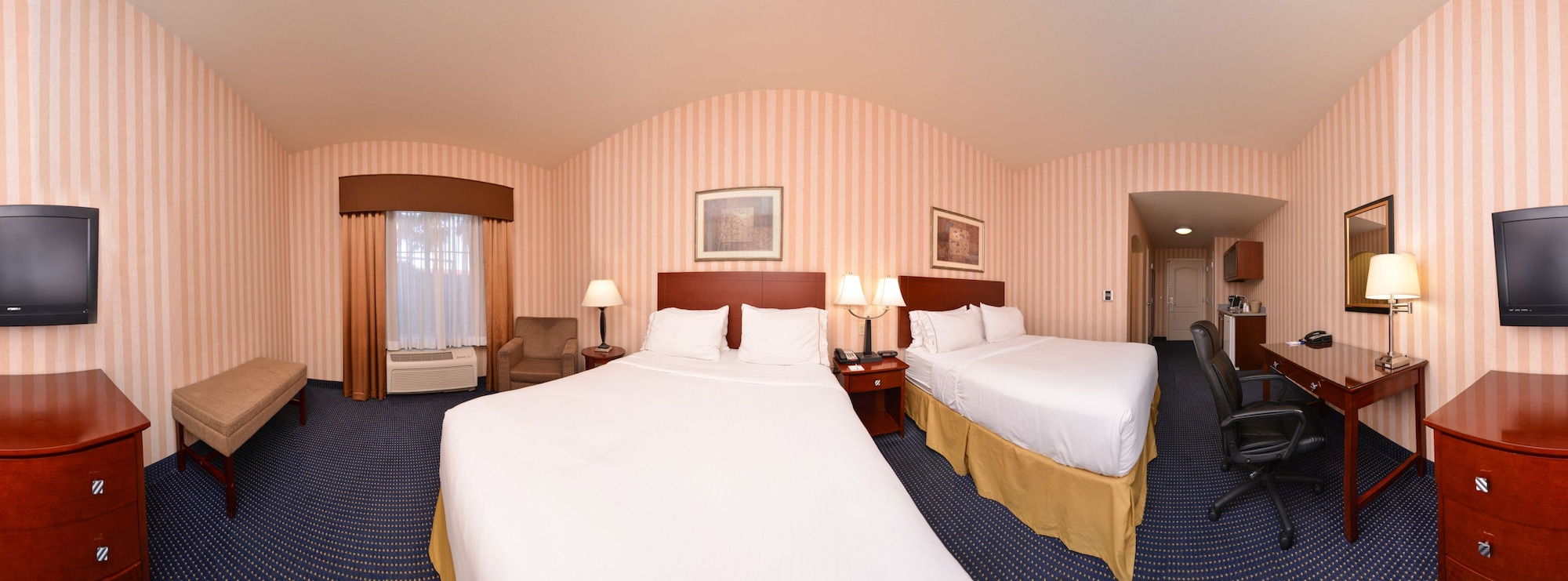 holiday inn express and suites lathrop by ihg