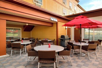 towneplace suites by marriott red deer