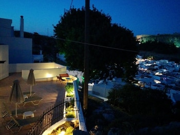 little lindos sea view studios