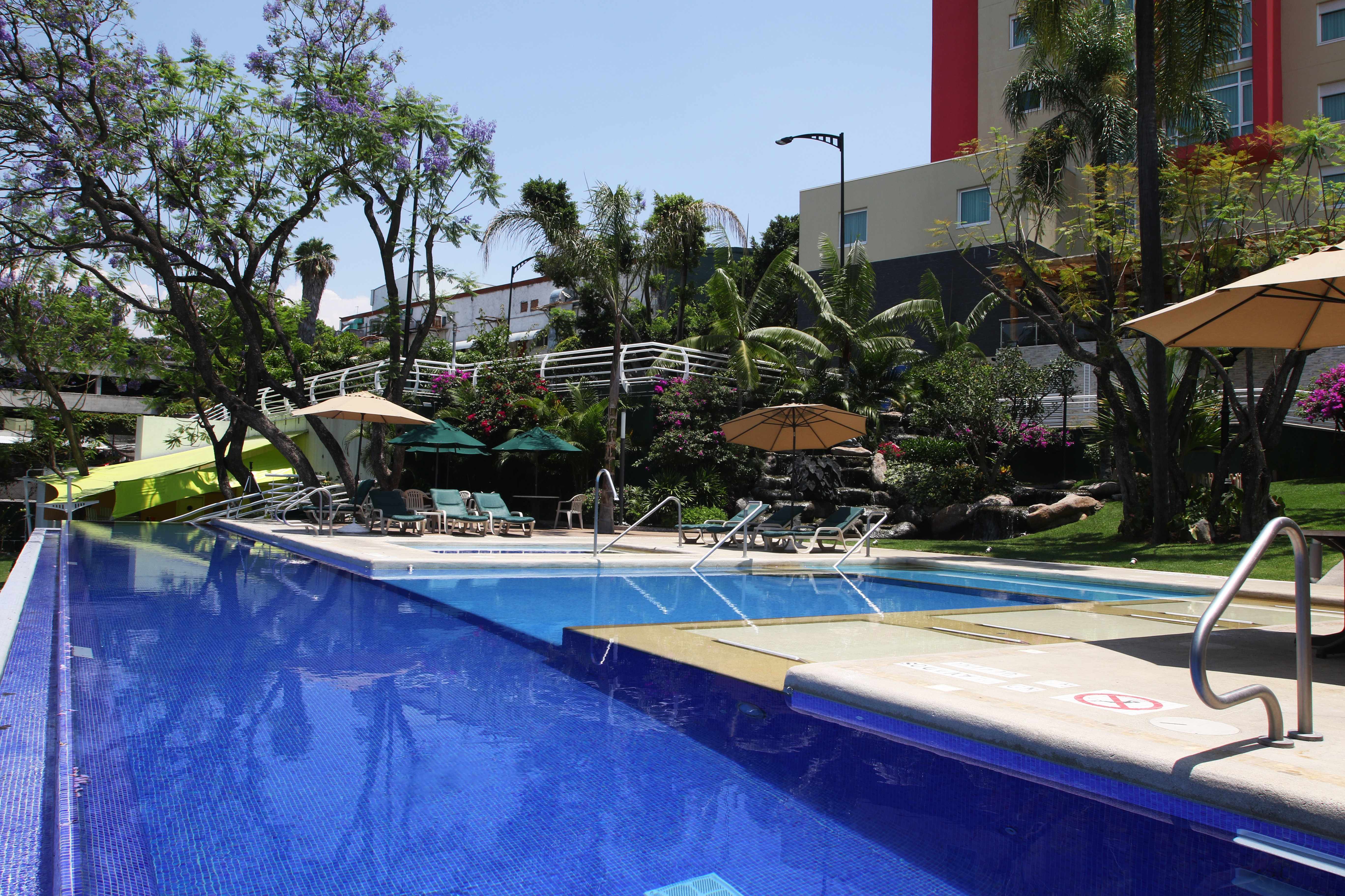 holiday inn express hotel and suites cuernavaca by ihg