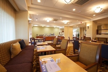 Holiday Inn Express Hotel & Suites Cuernavaca By Ihg,Tepoztlan>>Cuernavaca,3 star