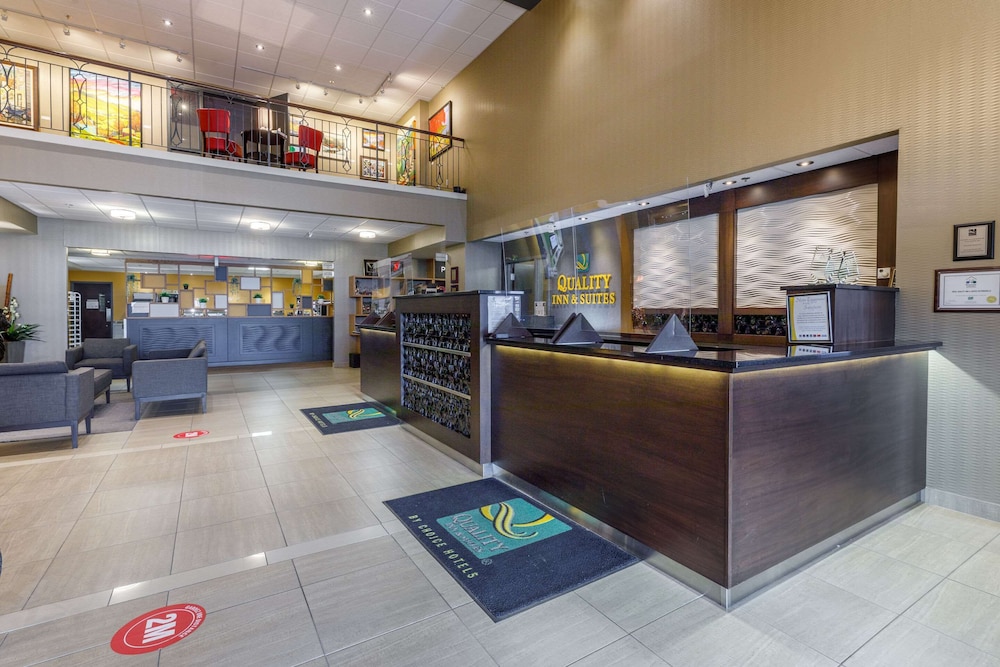 quality inn and suites victoriaville