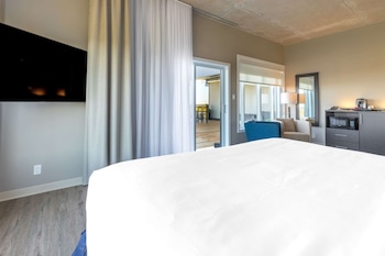 quality inn and suites victoriaville