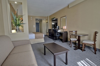 quality inn and suites victoriaville