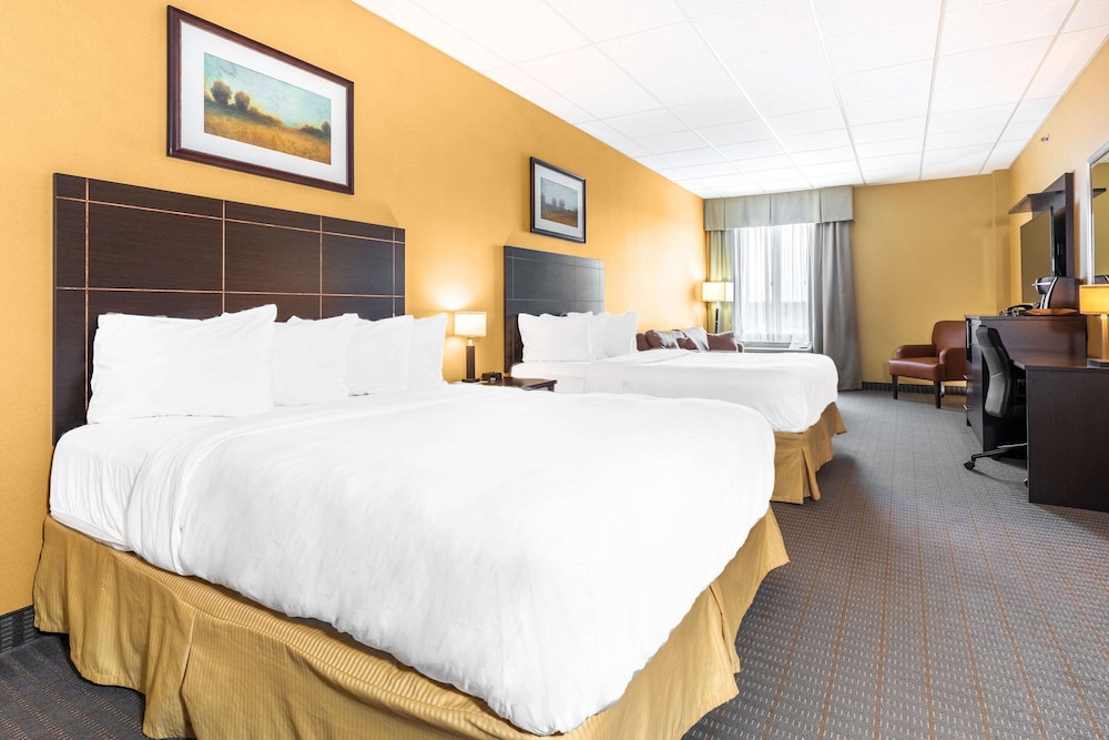 quality inn and suites victoriaville