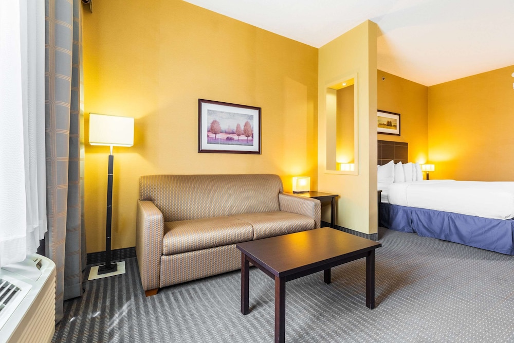 quality inn and suites victoriaville