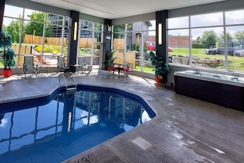 quality inn and suites victoriaville