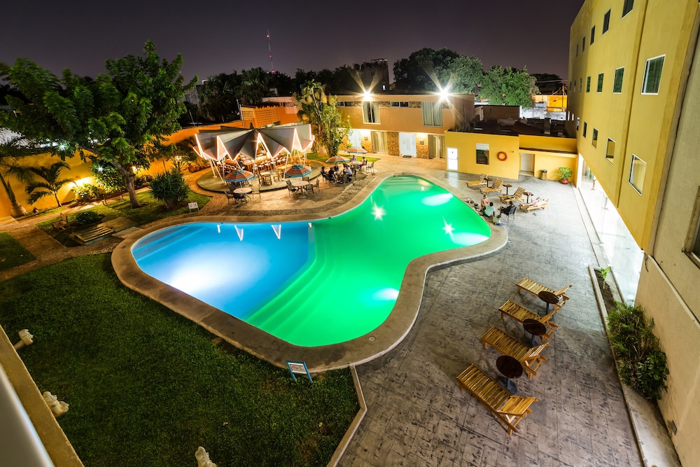 hotel maria del carmen merida