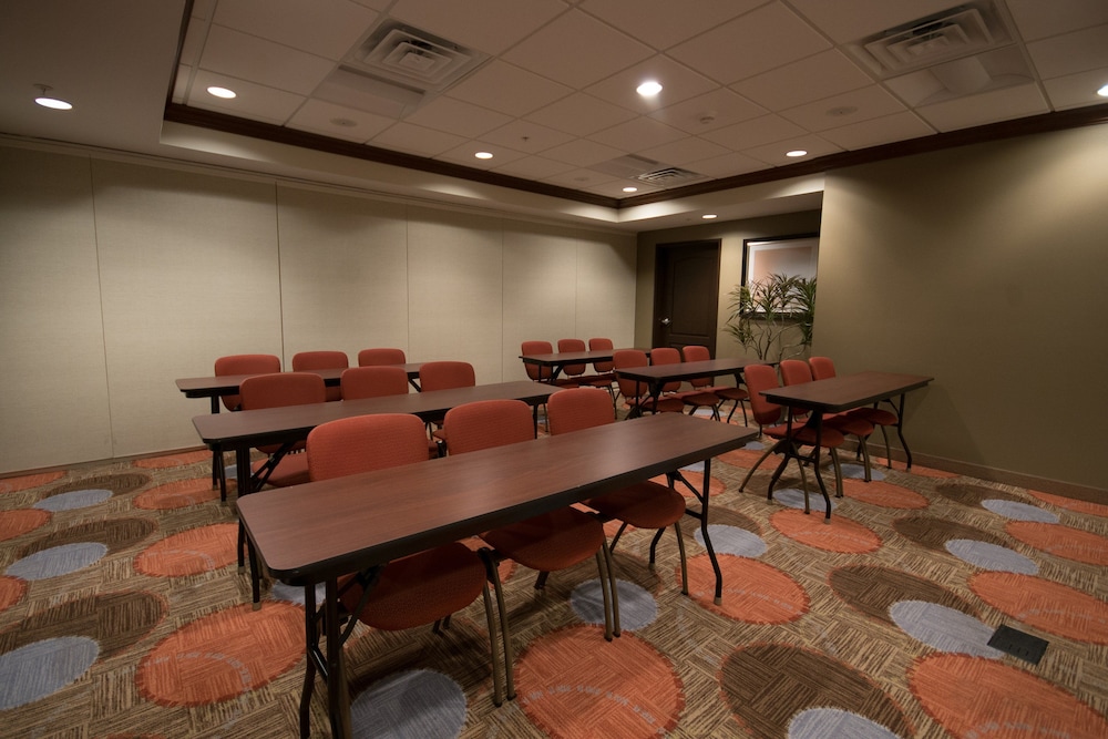staybridge suites montgomeryville by ihg