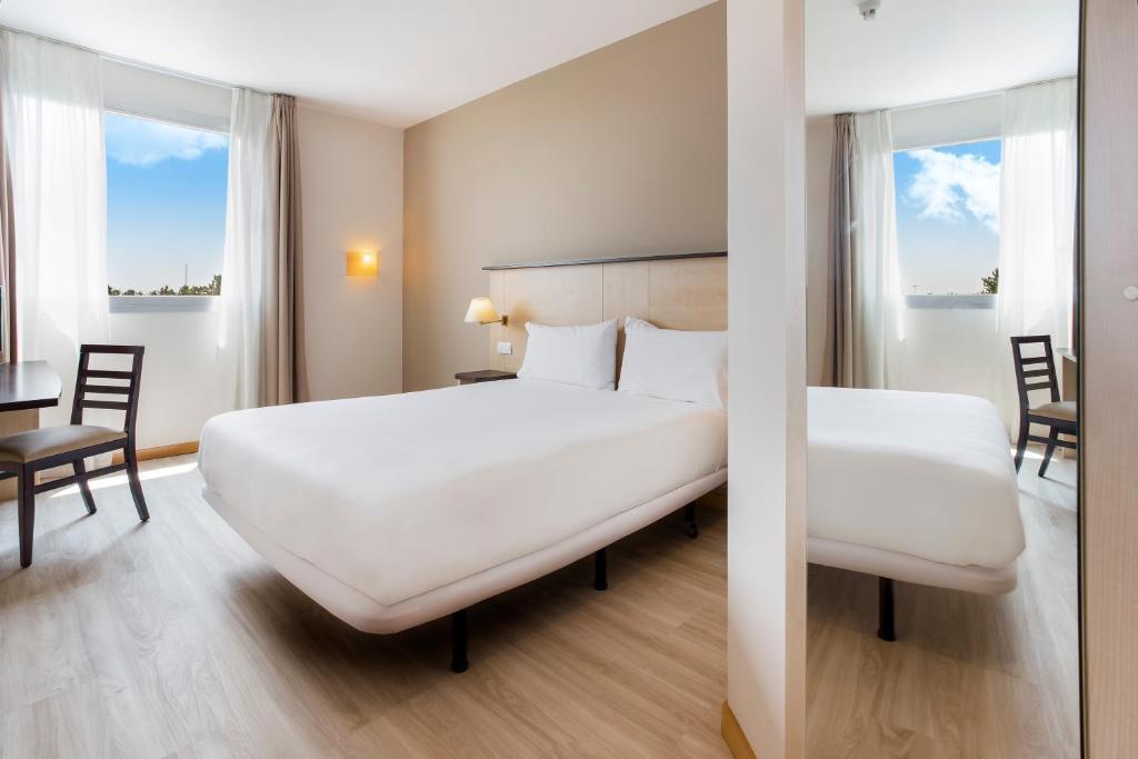 bandb hotel madrid pinar de las rozas