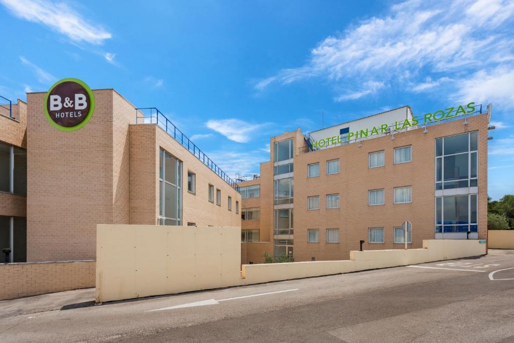 bandb hotel madrid pinar de las rozas