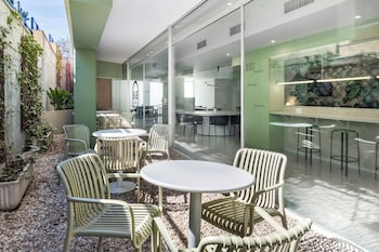 bandb hotel madrid pinar de las rozas