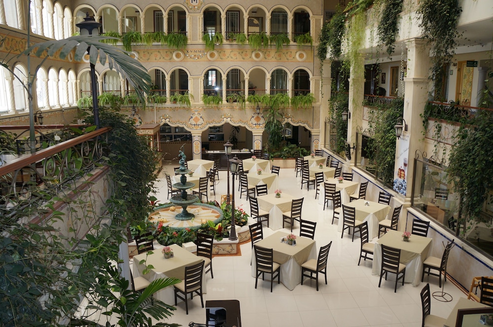 hotel villa las margaritas sucursal caxa