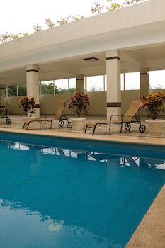 hotel villa las margaritas sucursal caxa