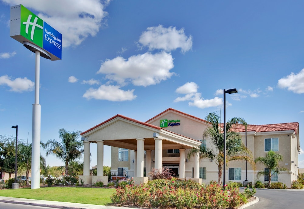 holiday inn express delano by ihg
