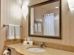 holiday inn express delano by ihg