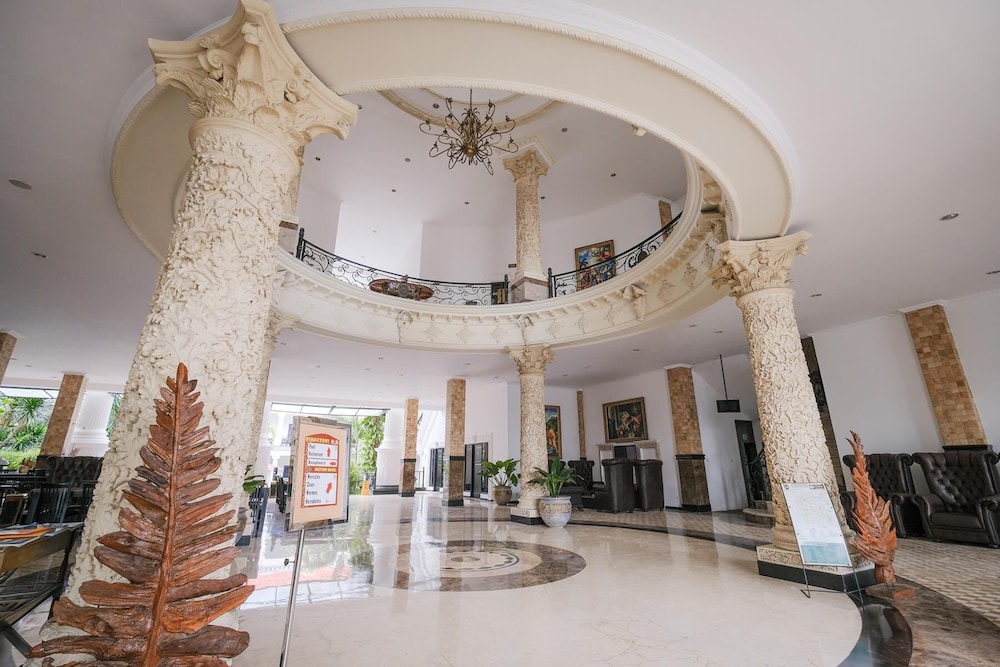 the grand palace hotel yogyakarta