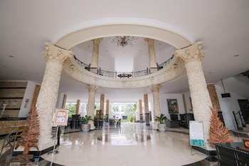 The Grand Palace Hotel - Yogyakarta,In Yogyakarta (Mantrijeron),4 star