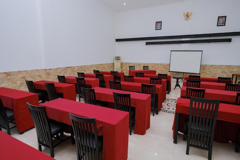 the grand palace hotel yogyakarta