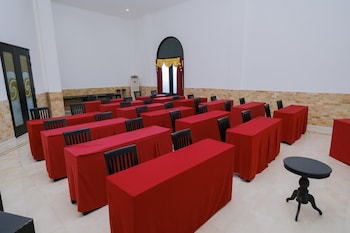 the grand palace hotel yogyakarta