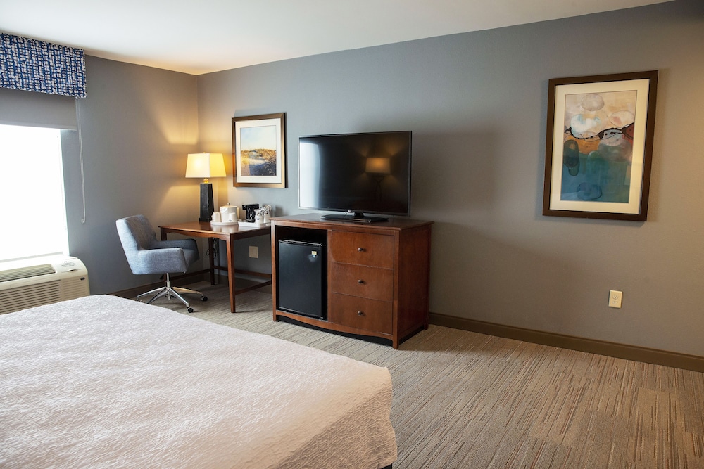 hampton inn and suites jacksonville