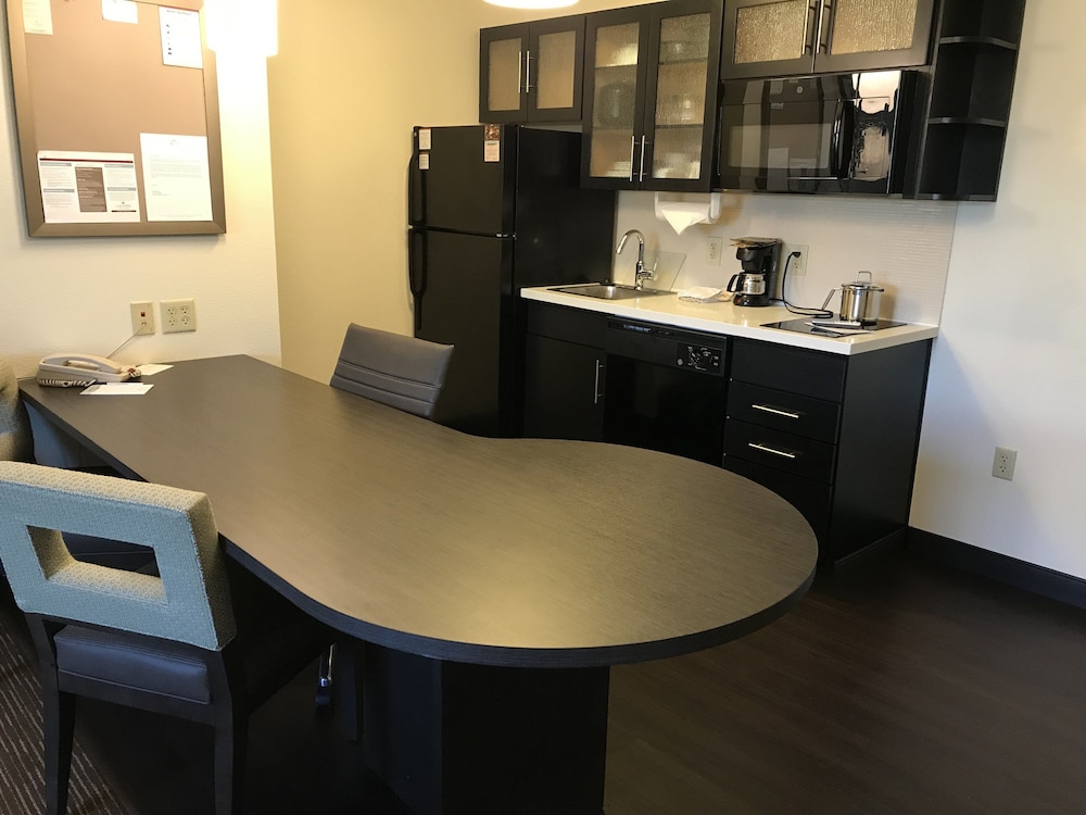 candlewood suites fort wayne by ihg