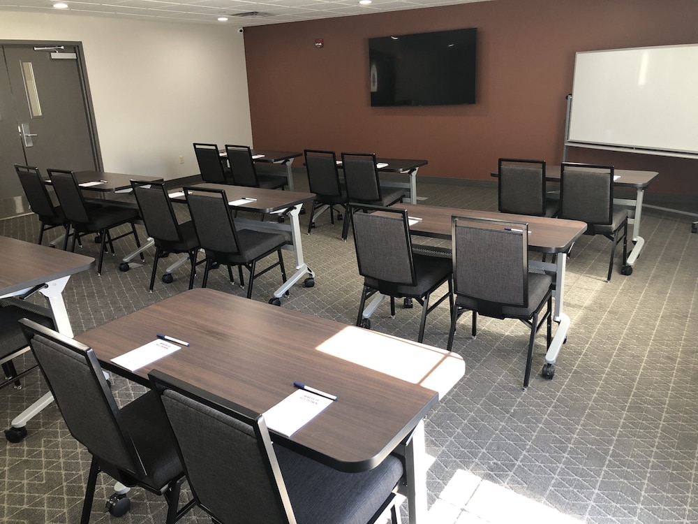 candlewood suites fort wayne by ihg