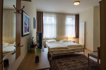 Hotel Apex,,3 star