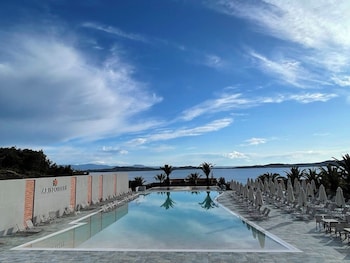 aristoteles holiday resort and spa