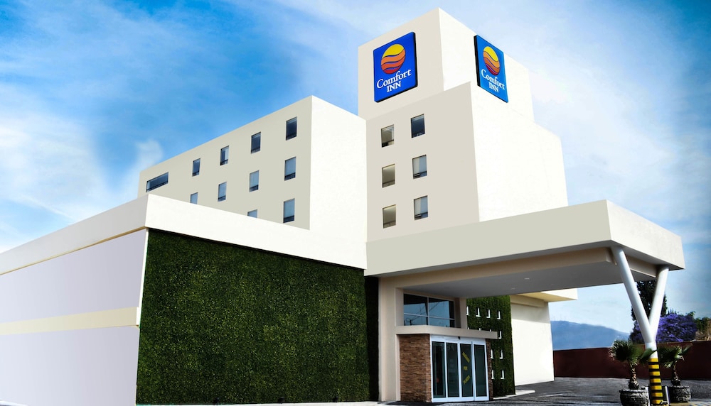 comfort inn queretaro