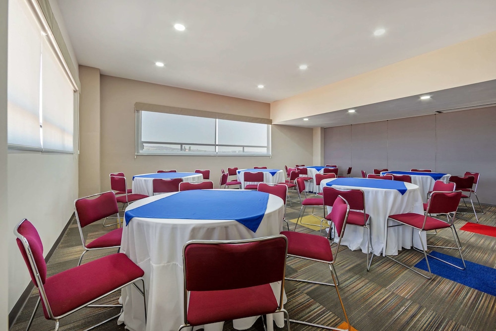 comfort inn queretaro