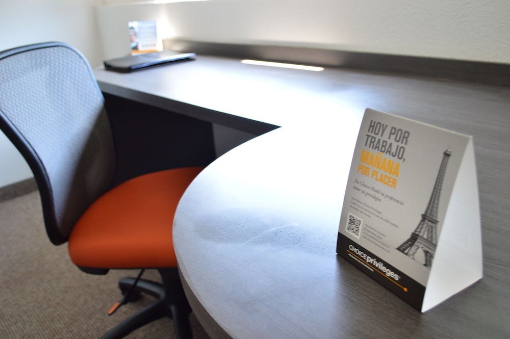 comfort inn queretaro