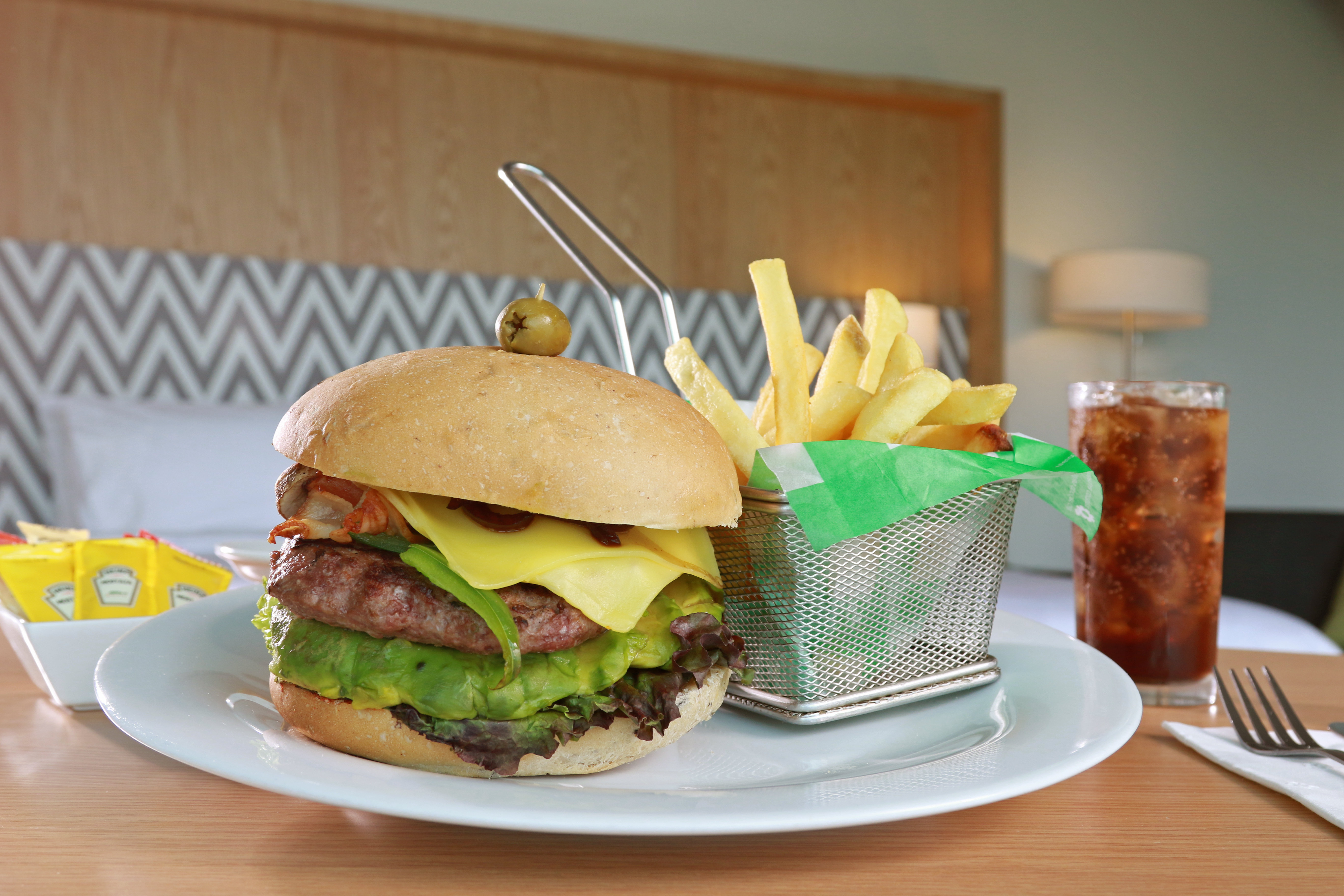 holiday inn queretaro zona krystal by ihg