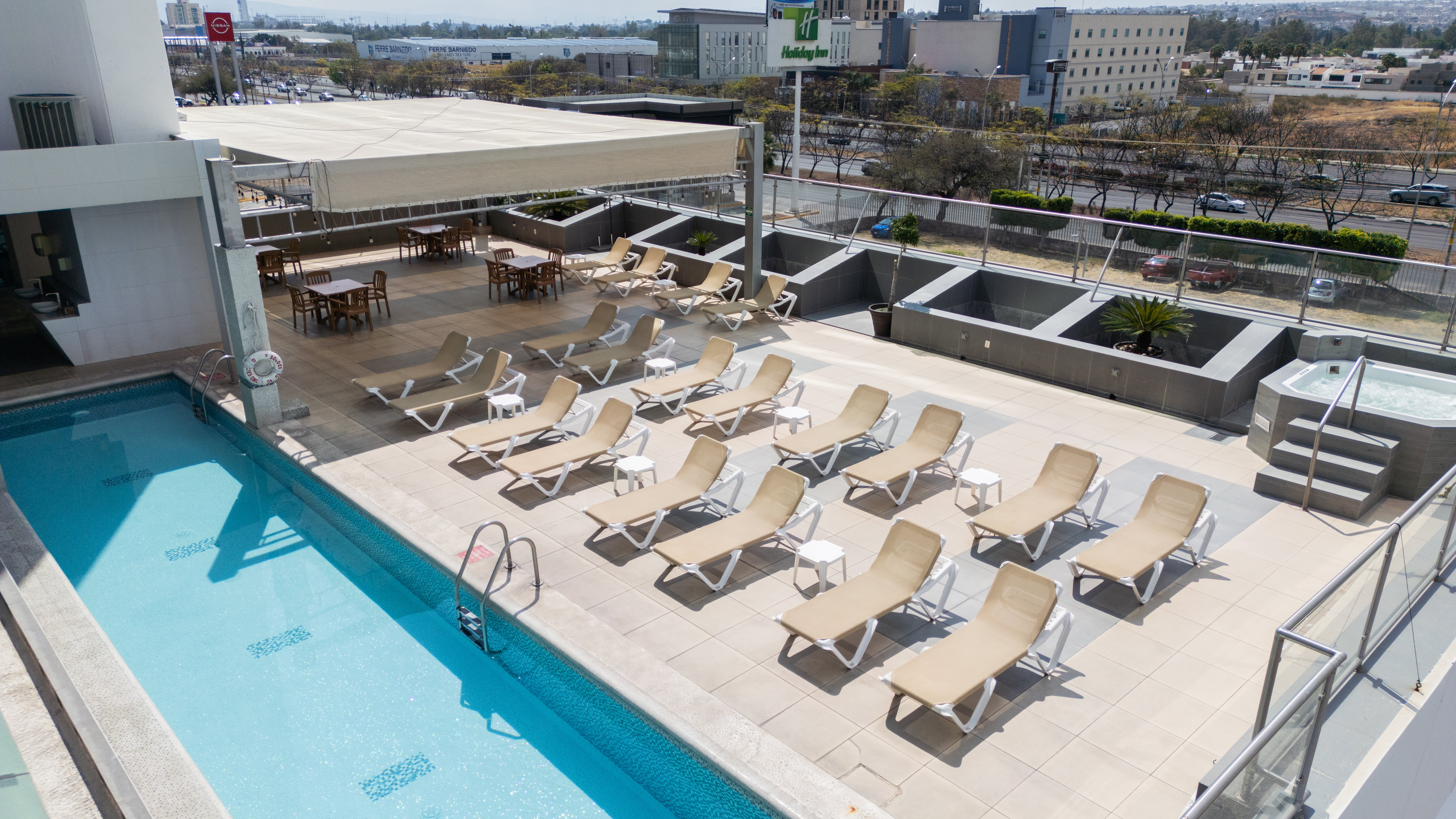 holiday inn queretaro zona krystal by ihg