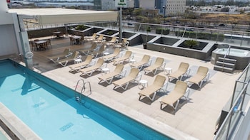 Holiday Inn Queretaro Zona Krystal By Ihg,Queretaro>>Juriquilla,4 star