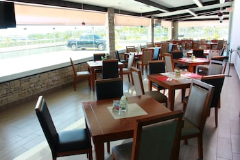 holiday inn queretaro zona krystal by ihg