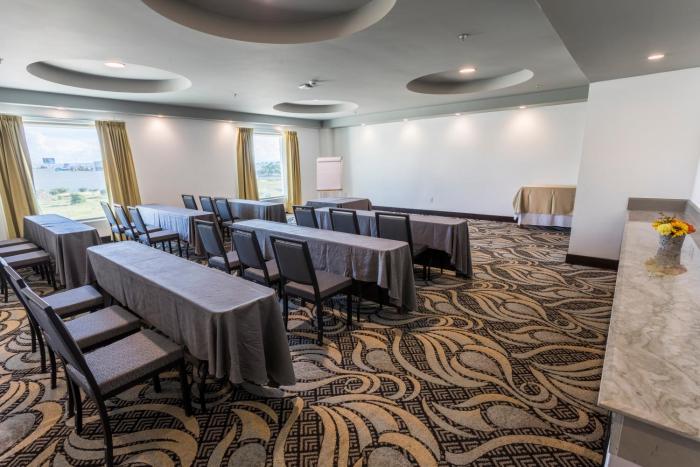 holiday inn queretaro zona krystal by ihg