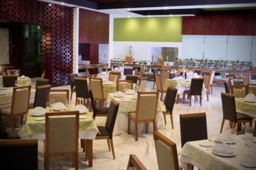 holiday inn queretaro zona krystal by ihg