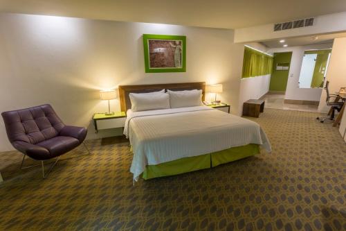 holiday inn queretaro zona krystal by ihg