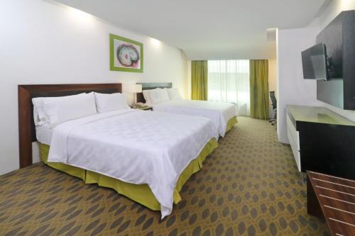 holiday inn queretaro zona krystal by ihg