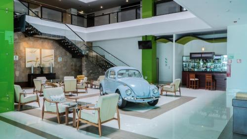holiday inn queretaro zona krystal by ihg
