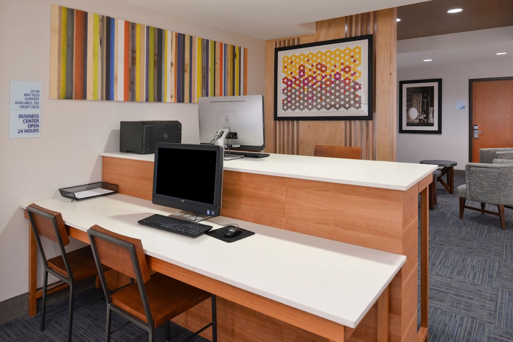 holiday inn express and suites parkersburg mineral wells by ihg