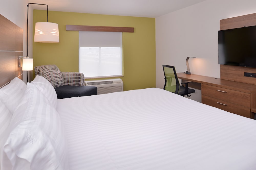 holiday inn express and suites parkersburg mineral wells by ihg