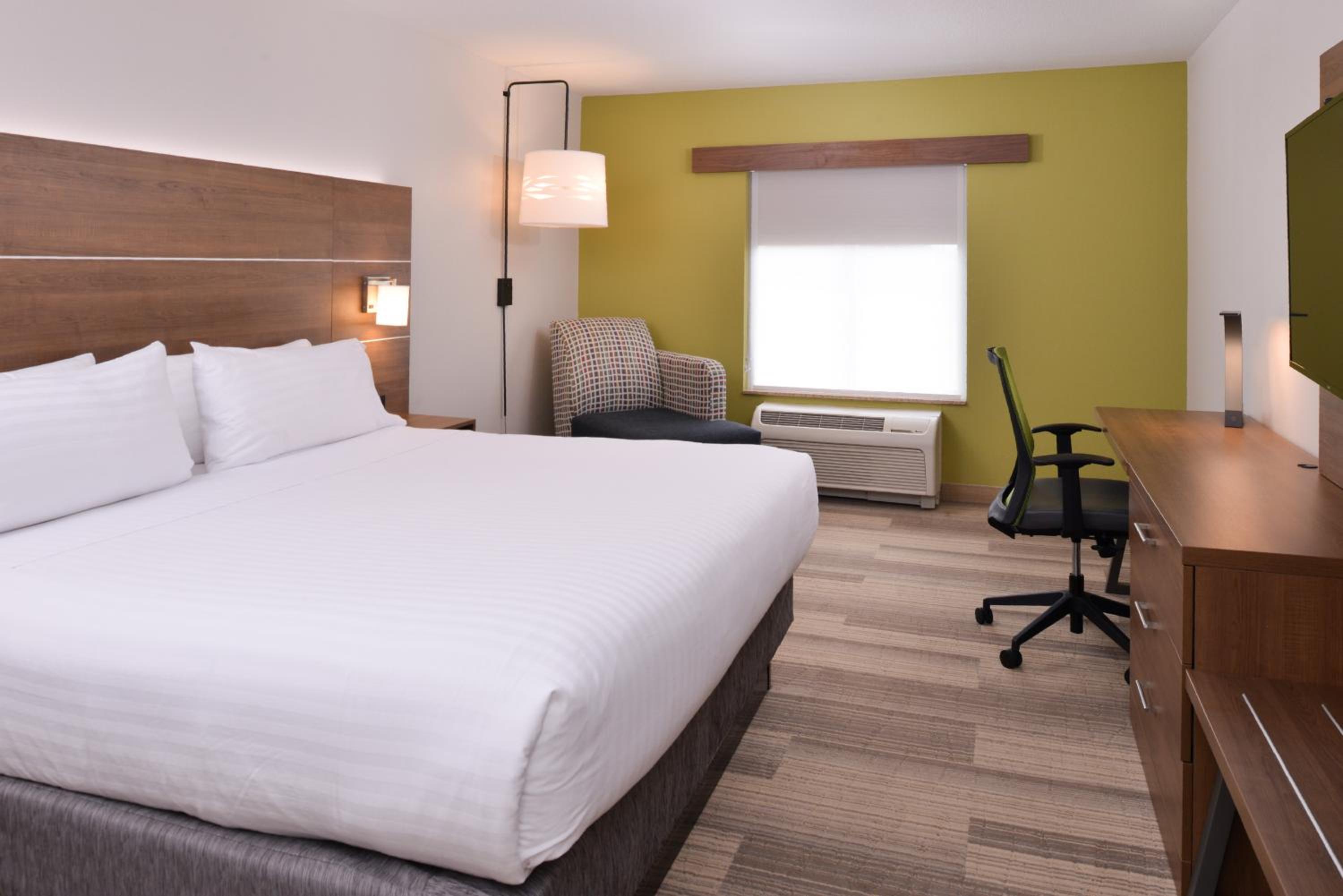 holiday inn express and suites parkersburg mineral wells by ihg