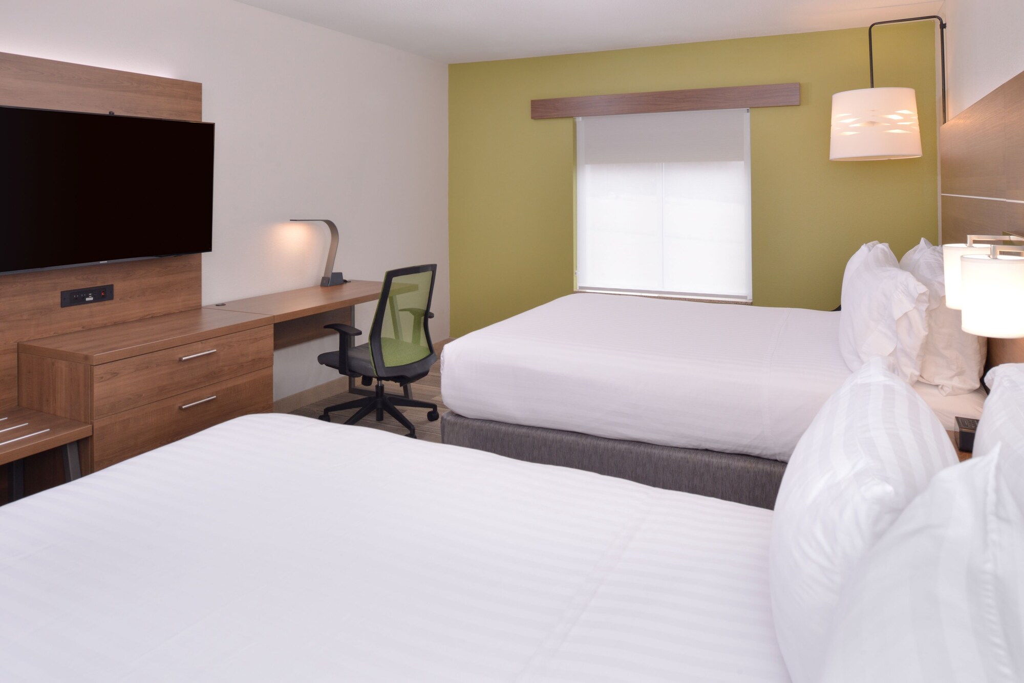 holiday inn express and suites parkersburg mineral wells by ihg